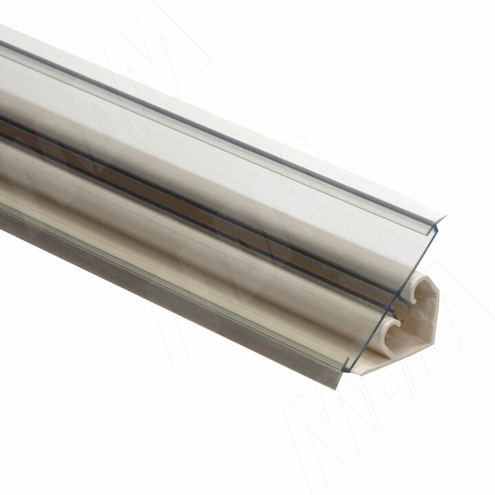 Плинтус треугольный под кромку 32 мм L=3м