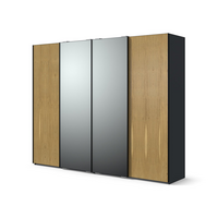 Шкаф-купе с 4 дверями