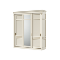 Шкаф-купе с зеркалом