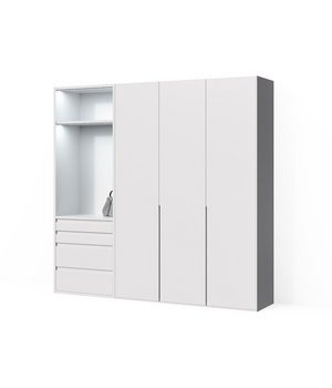 Шкаф для одежды с полками