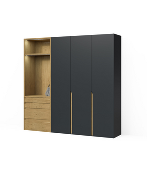 Шкаф для одежды с полками