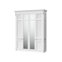 Широкий платяной шкаф