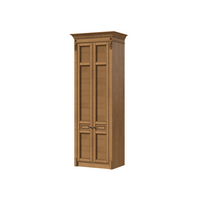 Узкий платяной шкаф