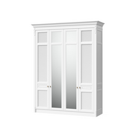 Широкий платяной шкаф