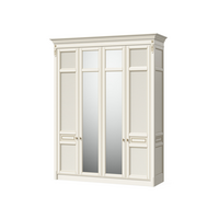 Широкий платяной шкаф